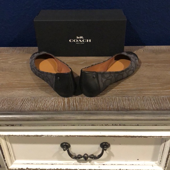 NWT COACH BLACK SMOKE CHELSEA FLATS - Picture 4 of 4